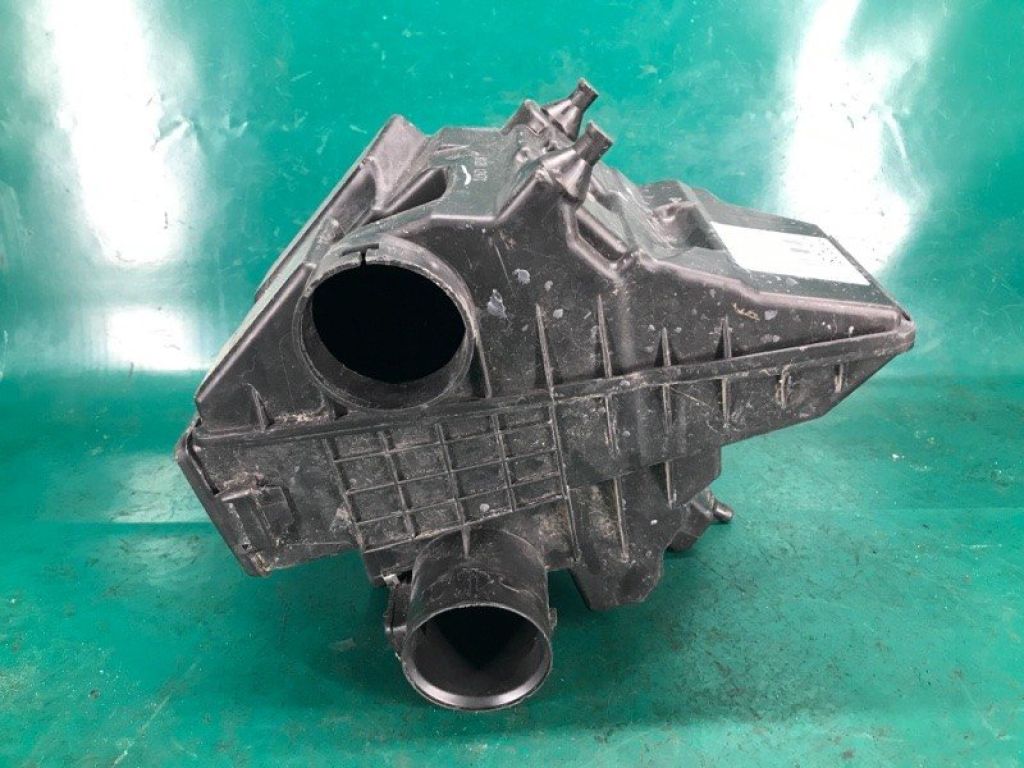 16500-3LM0A | Корпус воздушного фильтра NISSAN NV200 USA 13-