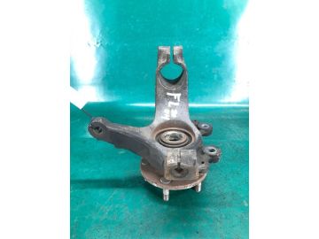 Кулак поворотный лев. MAZDA 3 BK 03-08