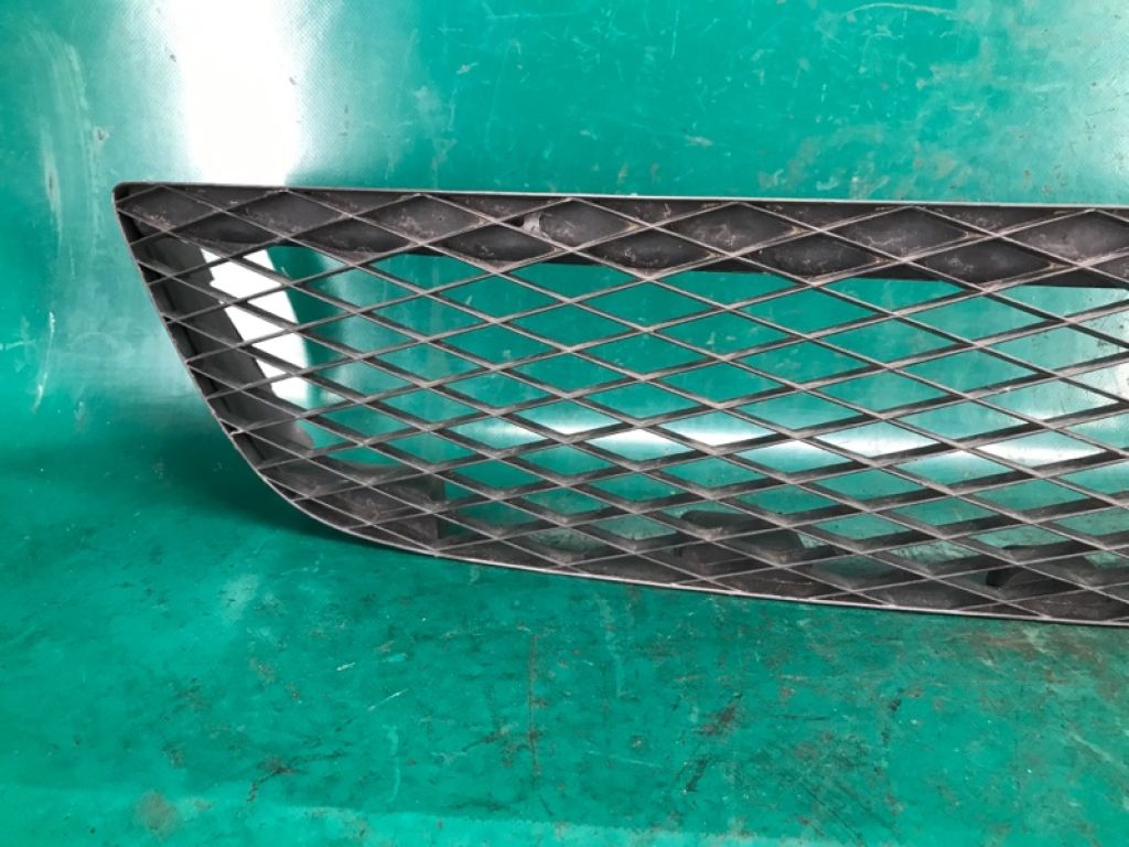 BN9C-50-1T1A | Решетка переднего бампера MAZDA 3 BK 03-08 - Фото 3