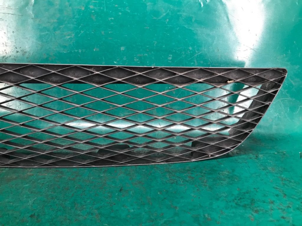 BN9C-50-1T1A | Решетка переднего бампера MAZDA 3 BK 03-08 - Фото 4