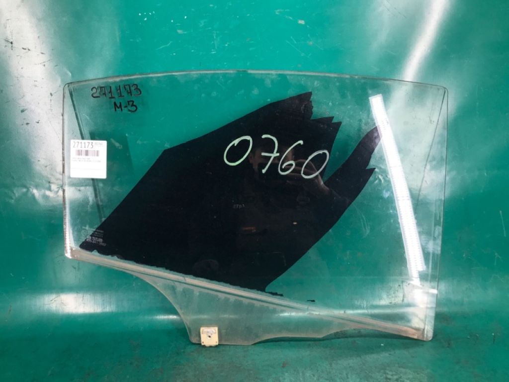 BN8V-72-511B | Стекло двери задн. прав. MAZDA 3 BK 03-08