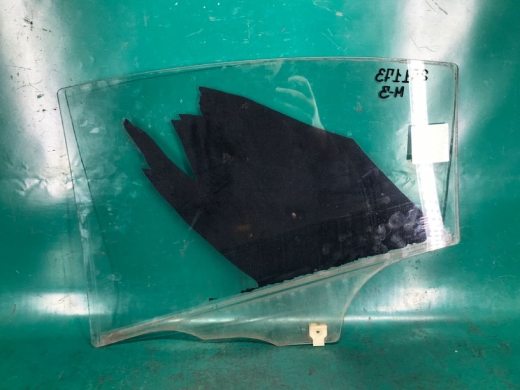 BN8V-72-511B | Стекло двери задн. прав. MAZDA 3 BK 03-08 - Фото 4