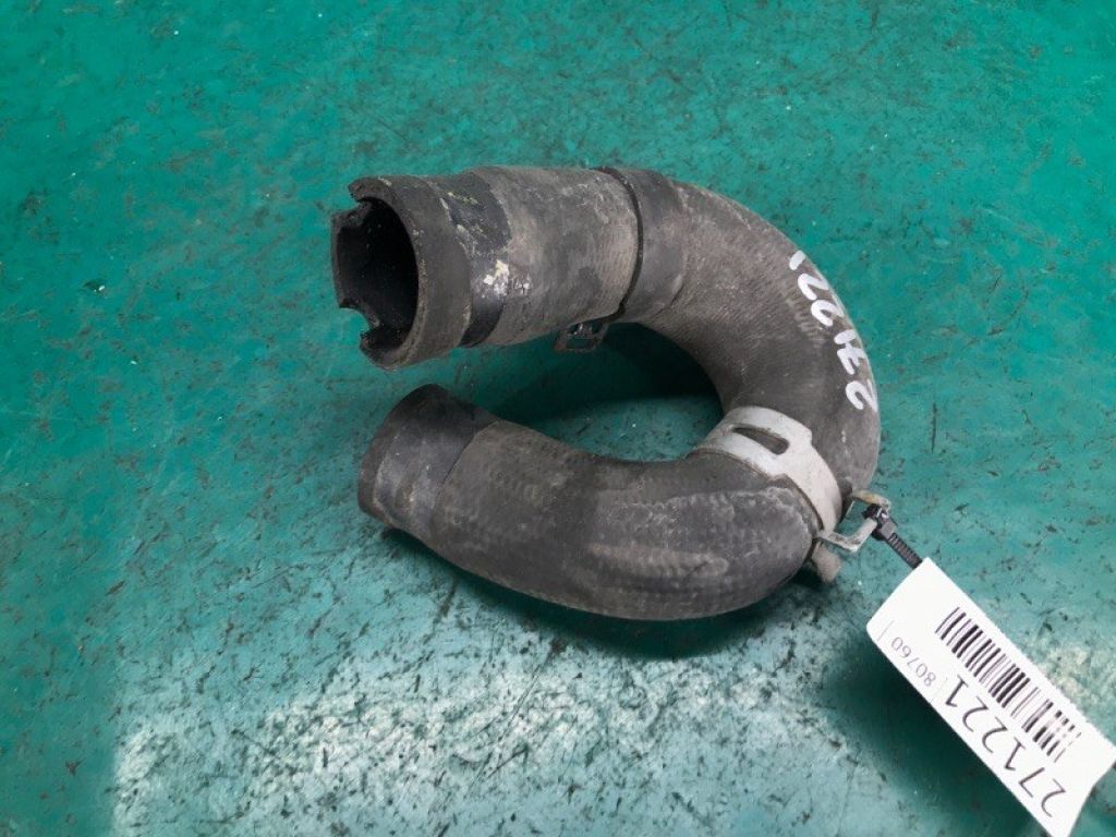 Патрубок системы охлаждения MAZDA 3 BK 03-08 - Фото 3