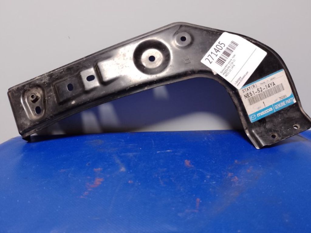 NE51-52-14YA | Кронштейн крыла прав. MAZDA MX-5 06-15