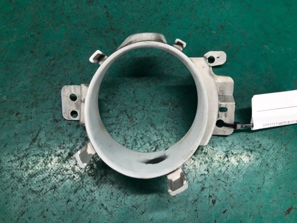 BN9C-50-C22A | Накладка протитуманної фари передн. лів. MAZDA 3 BK 03-08