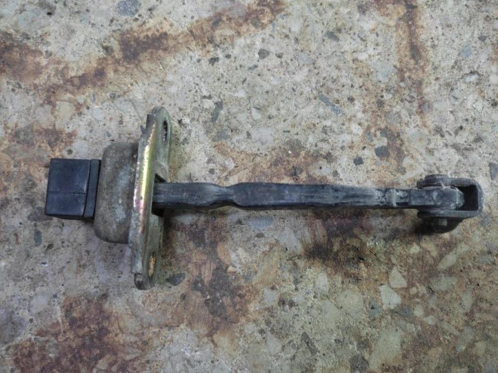 MR380851 | Обмежувач дверей задн. прав. MITSUBISHI PAJERO 99-06 - Фото 2