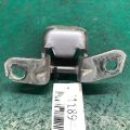 F151-58-210 | Петля двери верхняя передн. прав. MAZDA 3 BK 03-08 - Превью 3