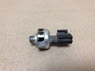 Датчик тиску кондиціонера NISSAN QX56 / TITAN / ARMADA 04-16