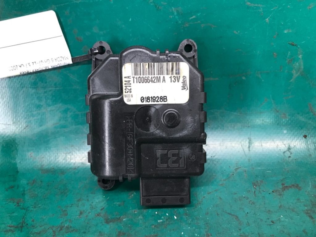 GS3L-61-B60 | Моторчик заслінки пічки MAZDA 6 GH 07-12