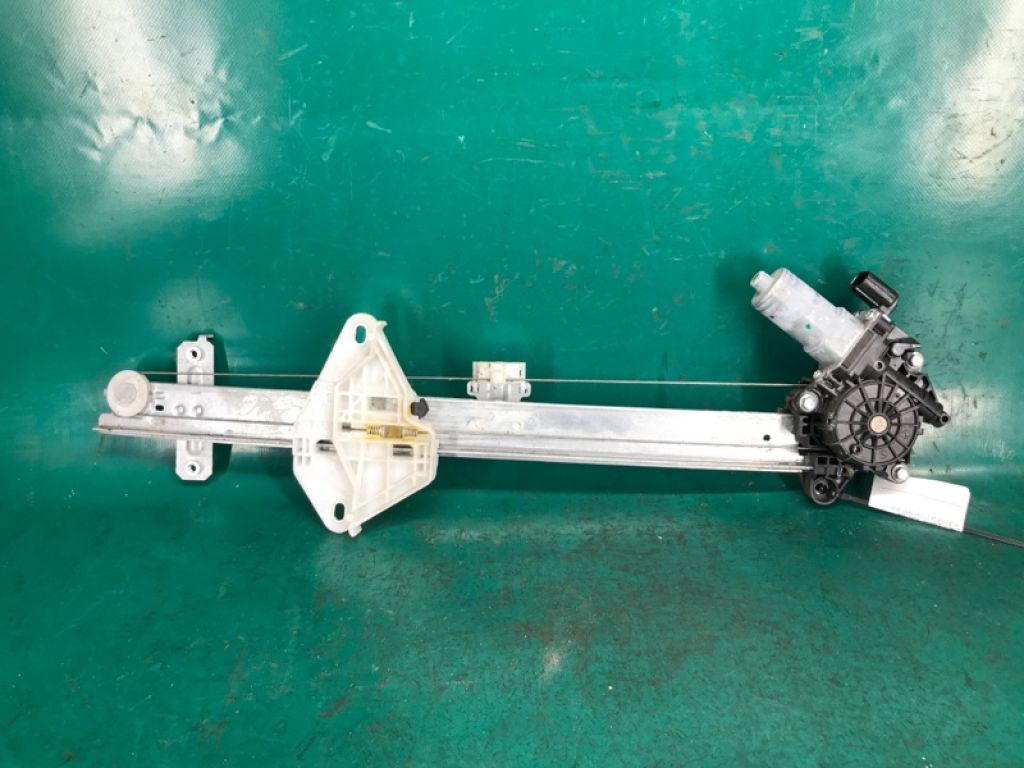 72210-TZ3-A01 | Склопідйомник передн. прав. ACURA TLX 14-17