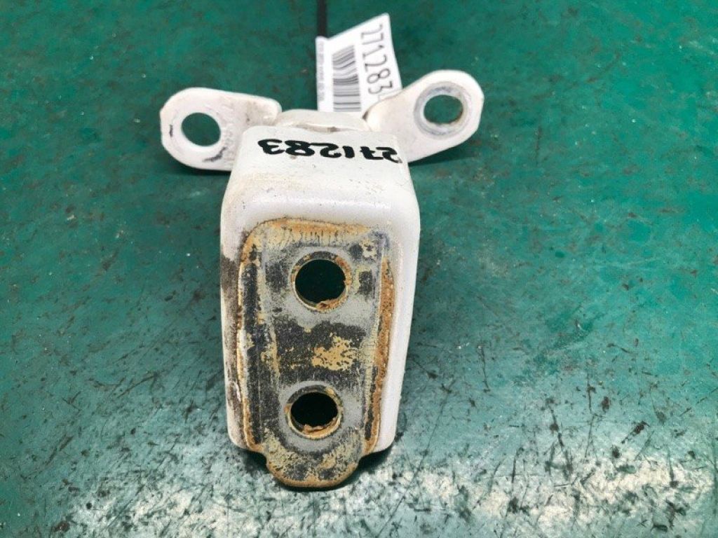 67920-TZ3-A02ZZ | Петля двері нижня задн. прав. ACURA TLX 14-17