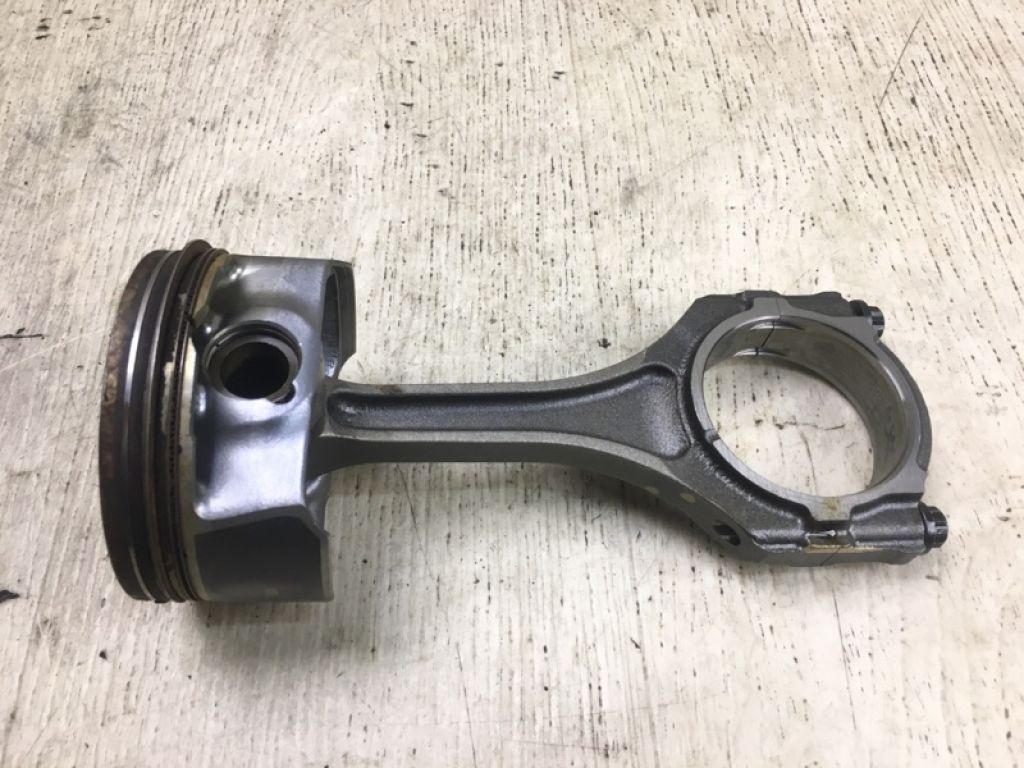 5047574AA | Шатун CHRYSLER 200 14-16