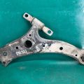 48068-07050 | Важіль передньої підвіски нижній прав. TOYOTA CAMRY 50 12-15