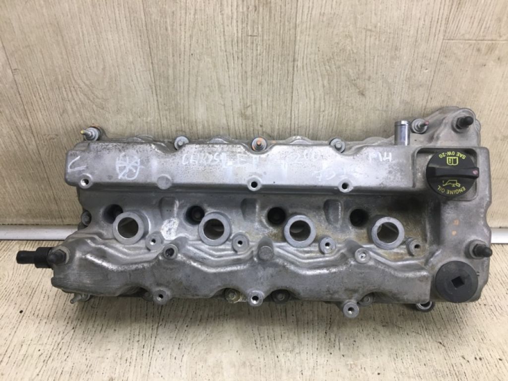 5047517AL | Крышка клапанная CHRYSLER 200 14-16