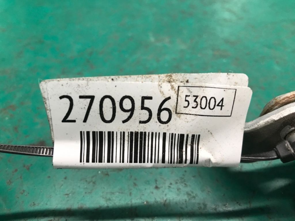 E112-73-240 | Петля двери нижняя задн. лев. MAZDA 3 BK 03-08 - Фото 2