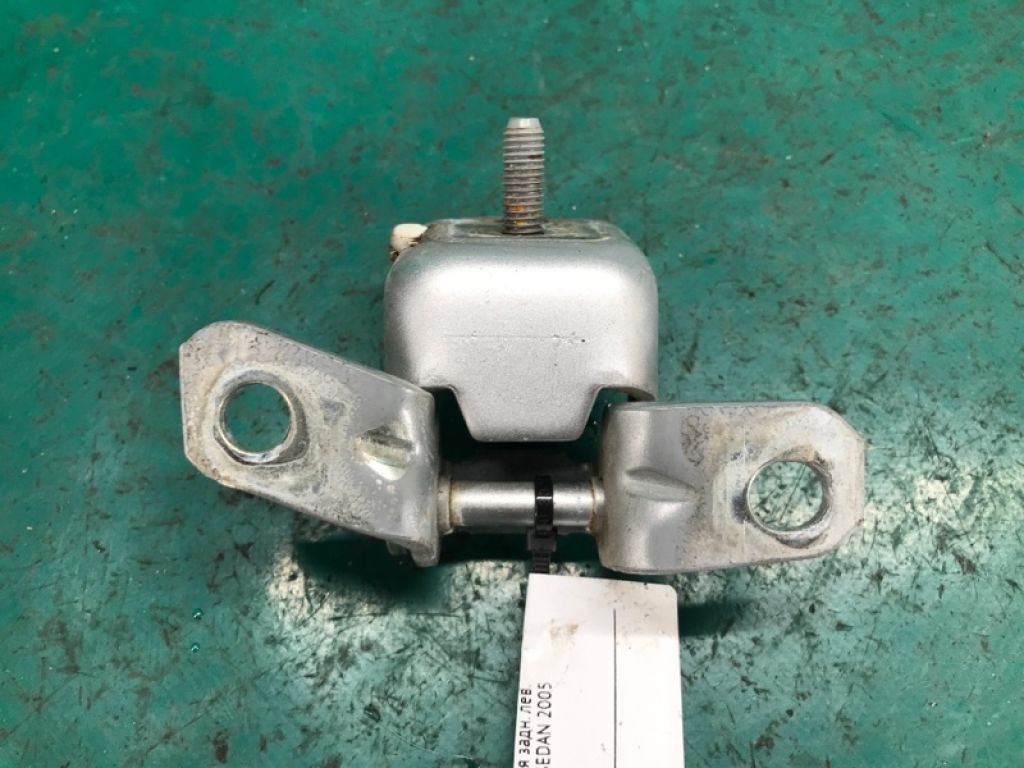 E112-73-210A | Петля двері верхня задн. лів. MAZDA 3 BK 03-08 - Фото 3