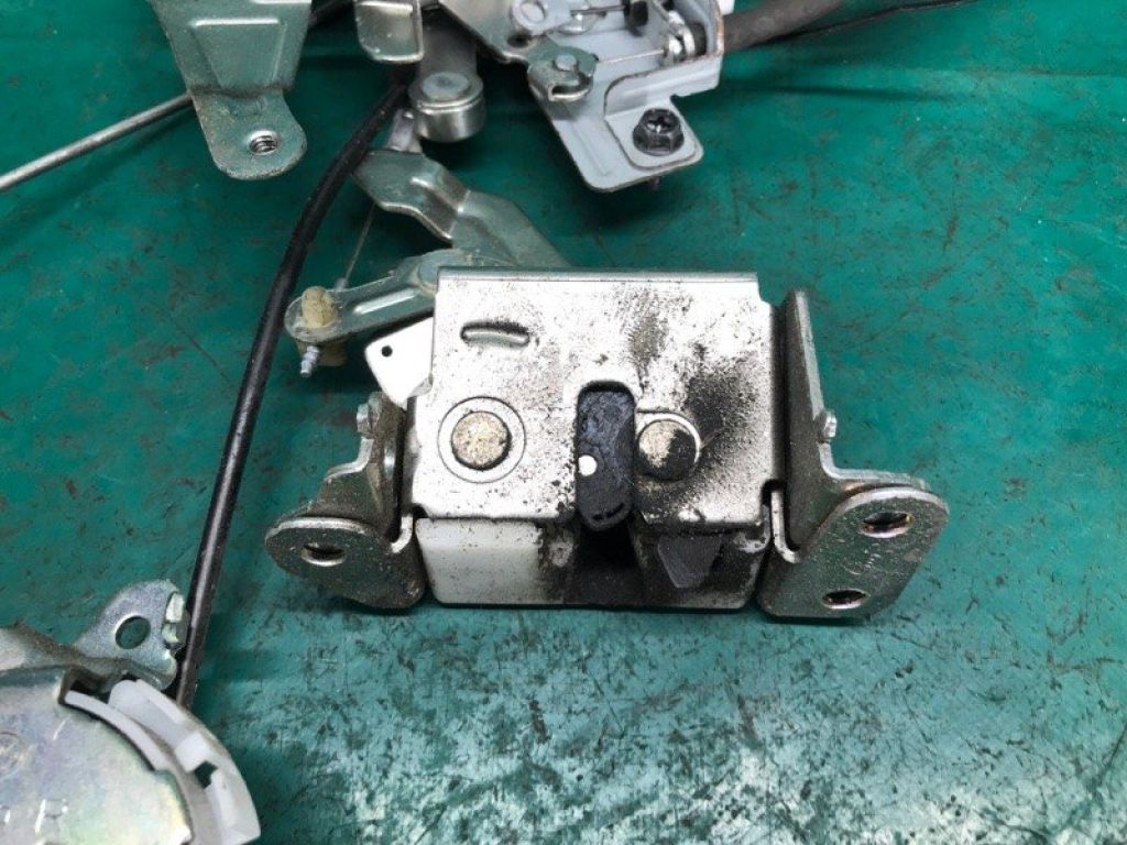 82500-9SG0A | Замок двери боковой прав. NISSAN NV200 USA 13- - Фото 4