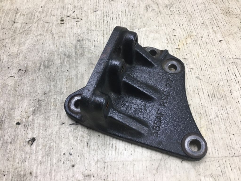 68065747AB | Кронштейн двигуна прав. JEEP PATRIOT 10-17 - Фото 3