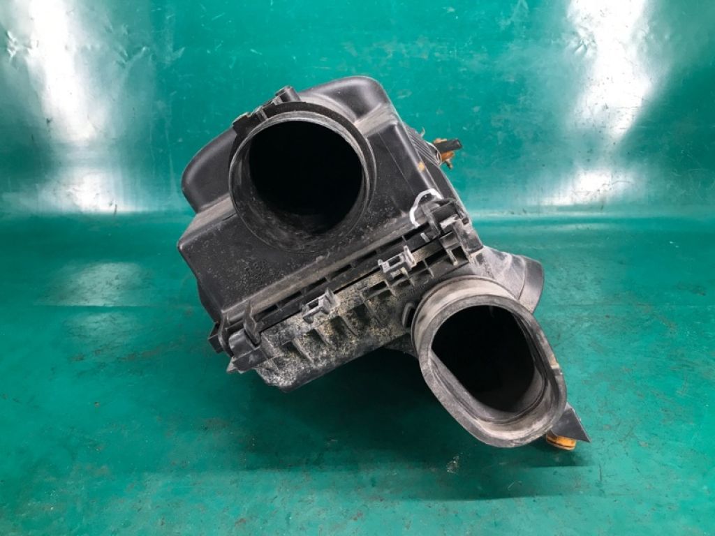 17201-R8A-A00 | Корпус повітряного фільтра ACURA RDX 12-19 - Фото 3