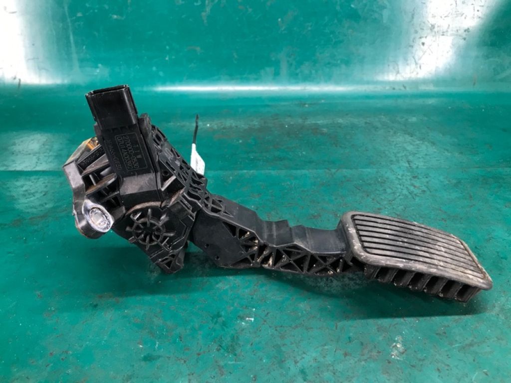 17800-T1W-A01 | Педаль газу ACURA RDX 12-19