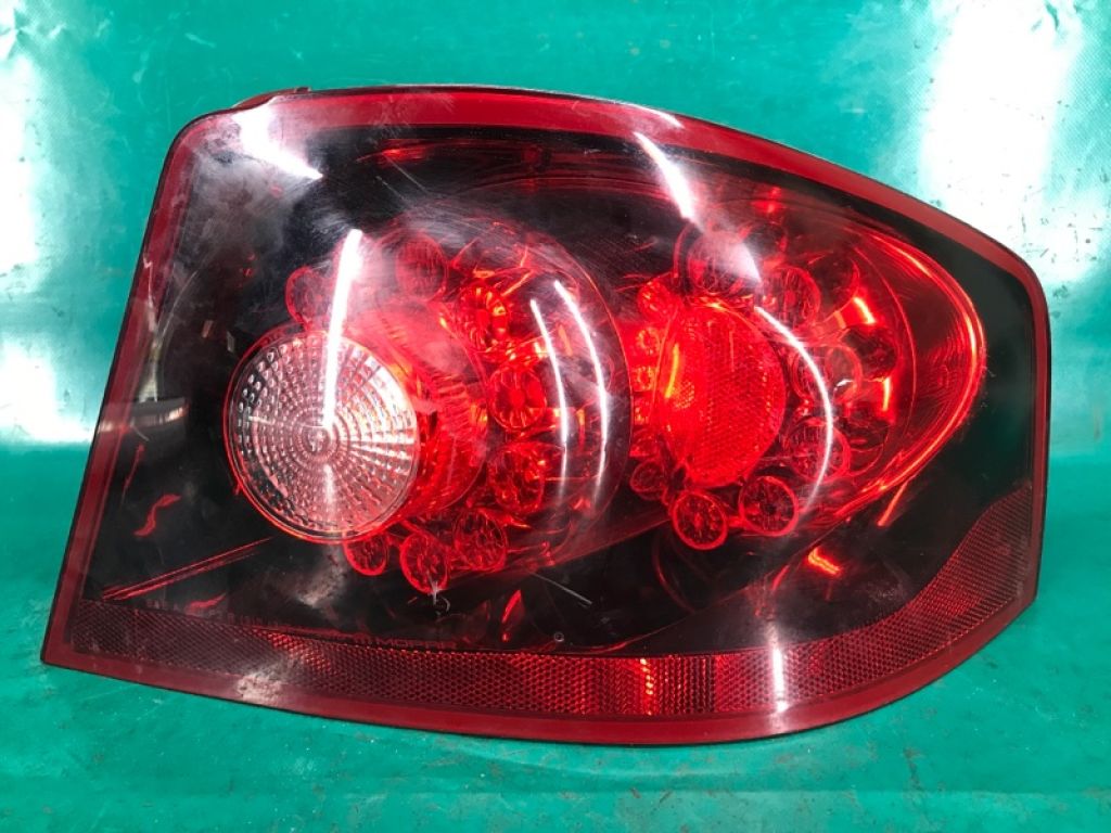 5182522AD | Фонарь наружный задн. прав. DODGE AVENGER 07-14