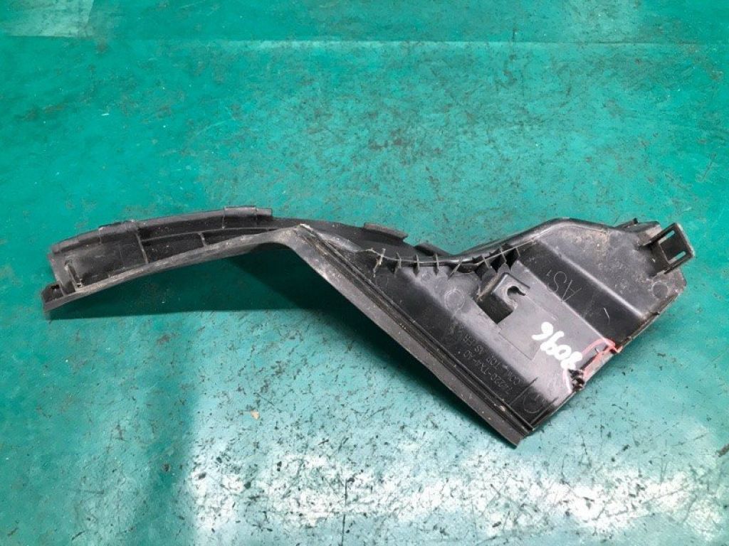 74220-TX4-A00 | Пластик під лобове скло / Жабо прав. ACURA RDX 12-19 - Фото 3