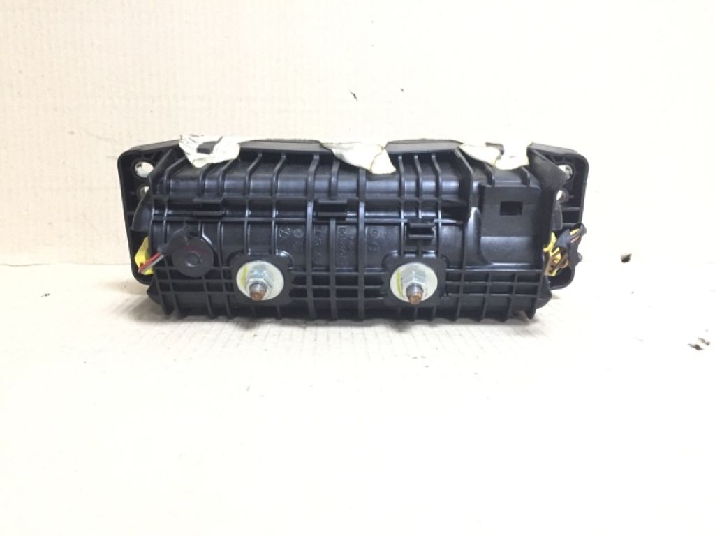561 880 204 A | Подушка безопасности пассажира VOLKSWAGEN PASSAT B7 11-15 - Фото 2