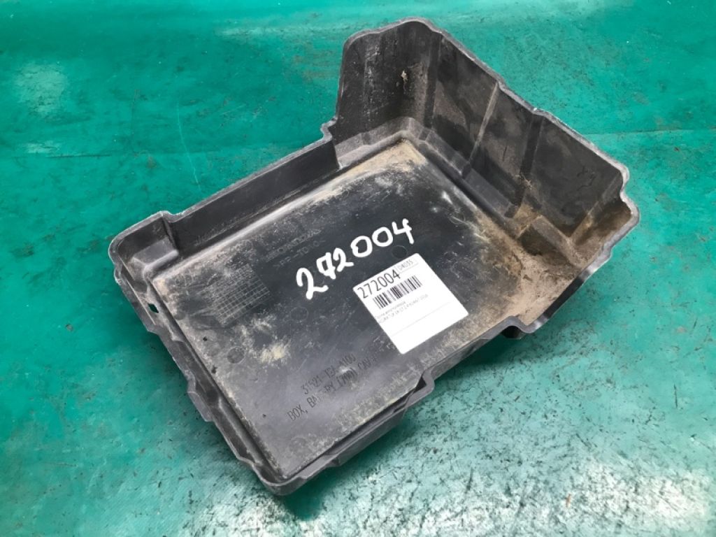 31521-T2A-A10 | Полка аккумулятора ACURA TLX 14-17