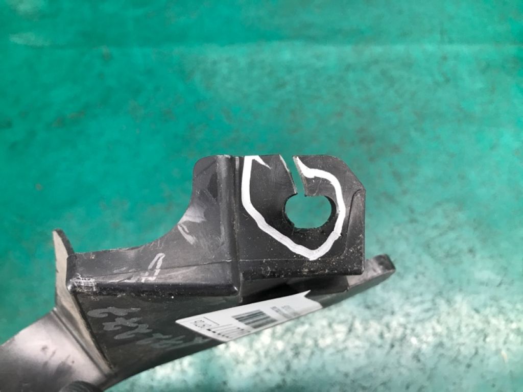 GS3L-56-251A | Дефлектор радіатора передн. прав. MAZDA 6 GH 07-12 - Фото 3