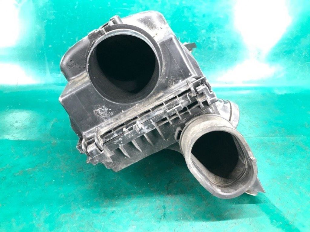 17201-R8A-A00 | Корпус повітряного фільтра ACURA RDX 12-19 - Фото 4