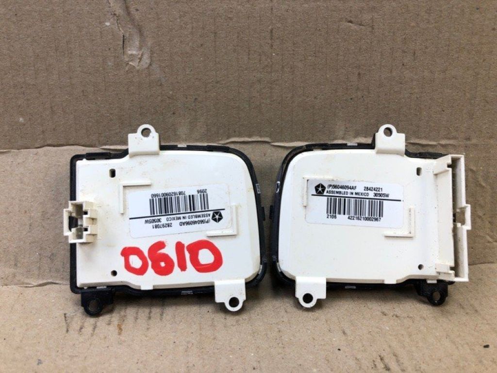 56046094AE | Кнопки на руль JEEP PATRIOT 10-17 - Фото 3