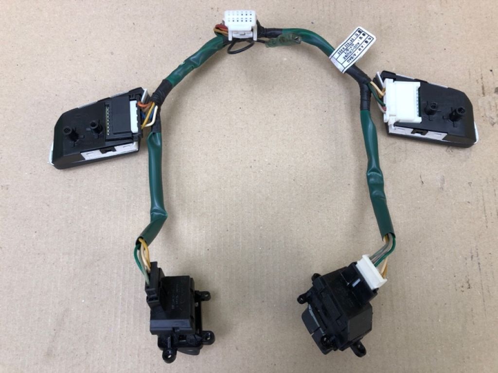 96700-2K000 | Кнопки на руль KIA FORTE/CERATO TD 08-13 - Фото 3