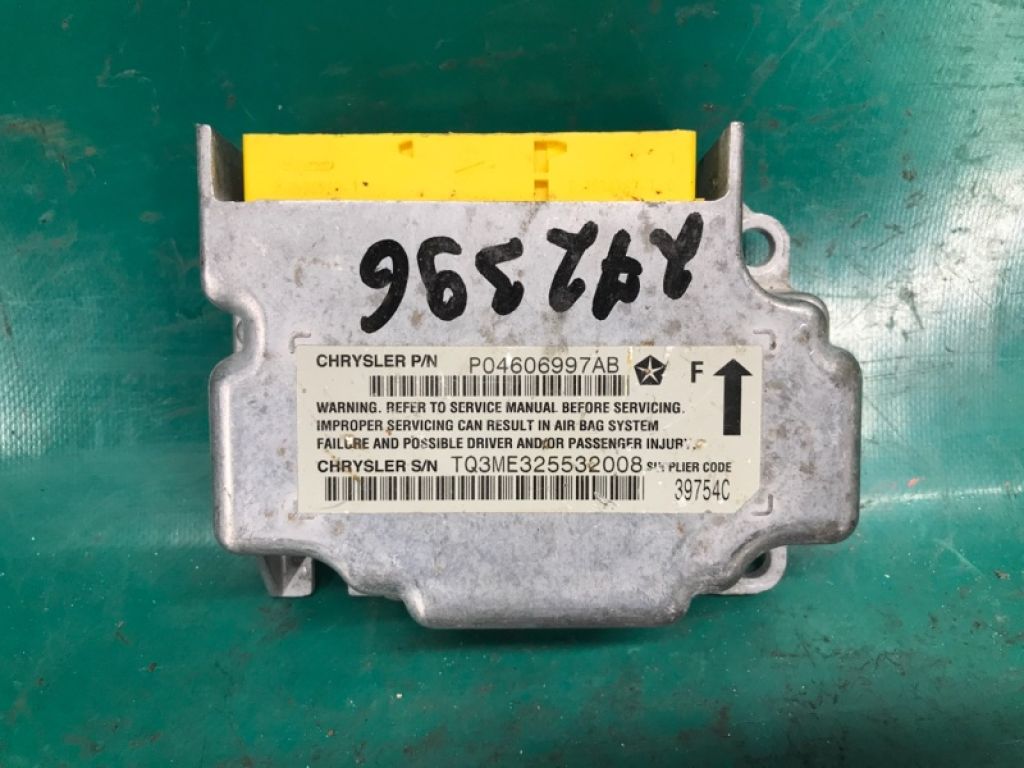 4606997AB | Блок управления AIRBAG JEEP LIBERTY 02-07