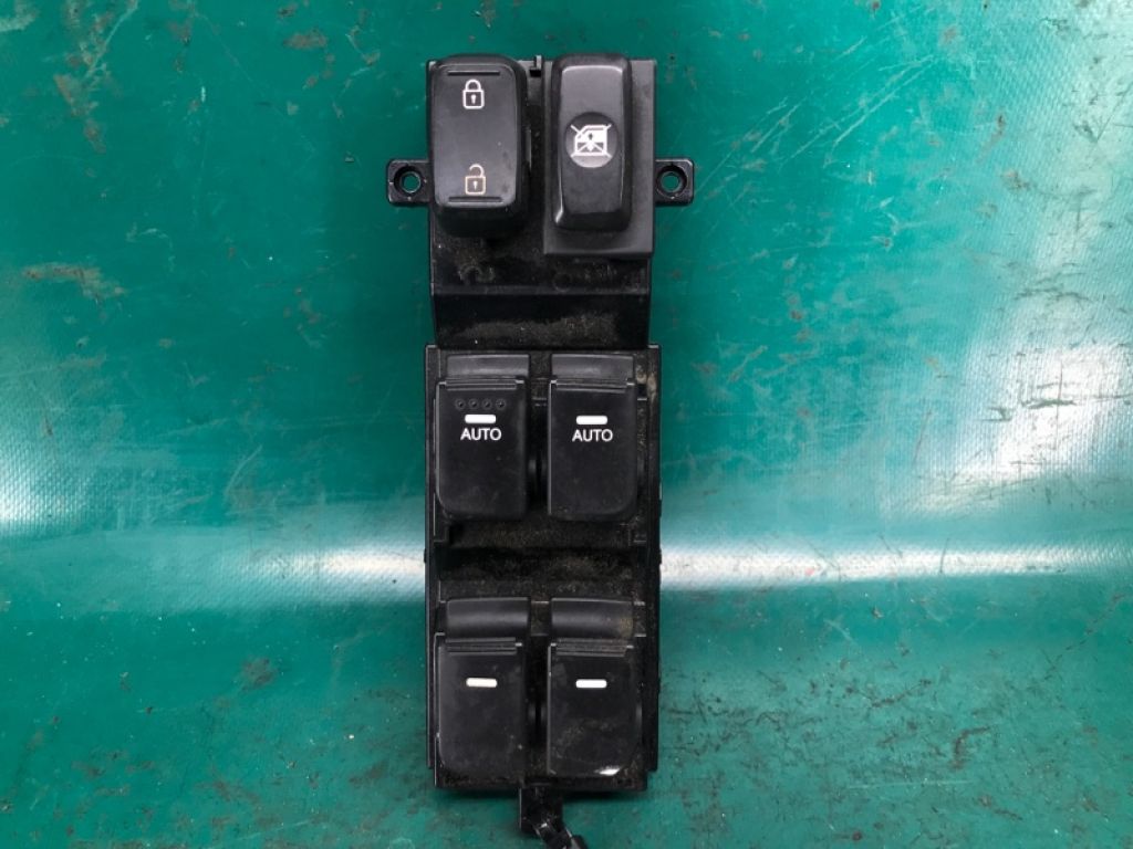 93570-2T530 | Блок керування склопідіймачами передн. лів. KIA OPTIMA TF 11-16