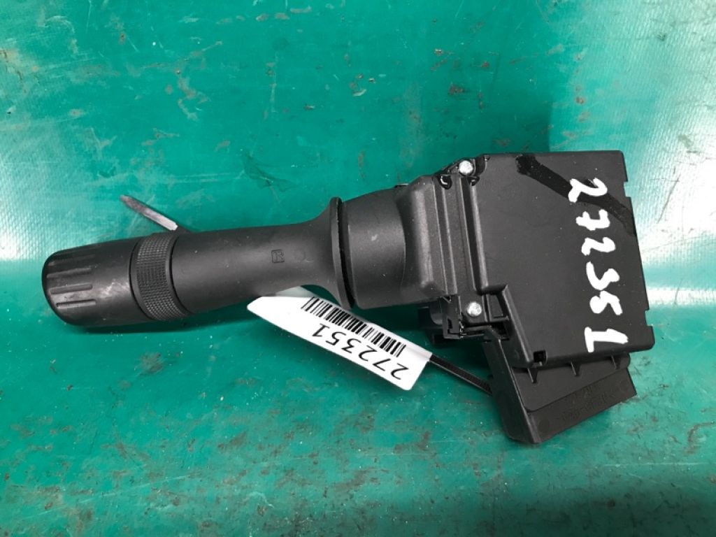 84652-06340 | Підрульовий перемикач прав. TOYOTA CAMRY 55 14-17 - Фото 4