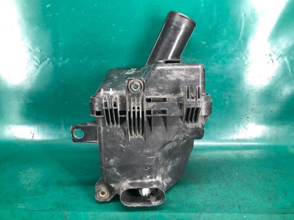 MN180007 | Корпус повітряного фільтра MITSUBISHI ECLIPSE 05-08