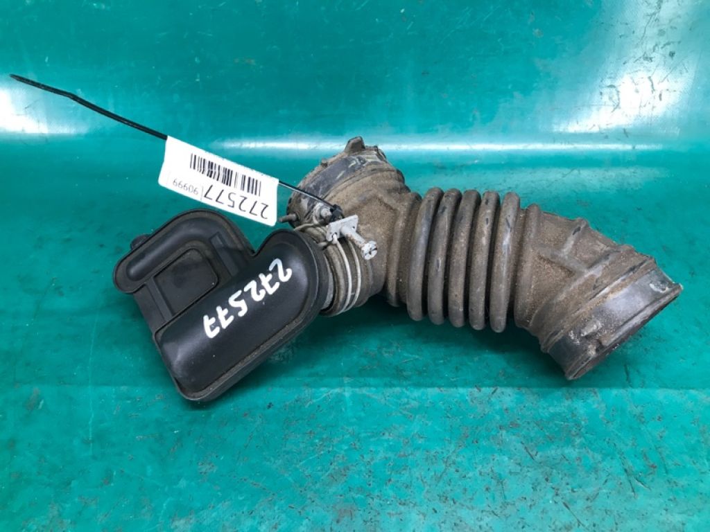 16576-EL00B | Патрубок воздушного фильтра NISSAN NV200 USA 13- - Фото 3