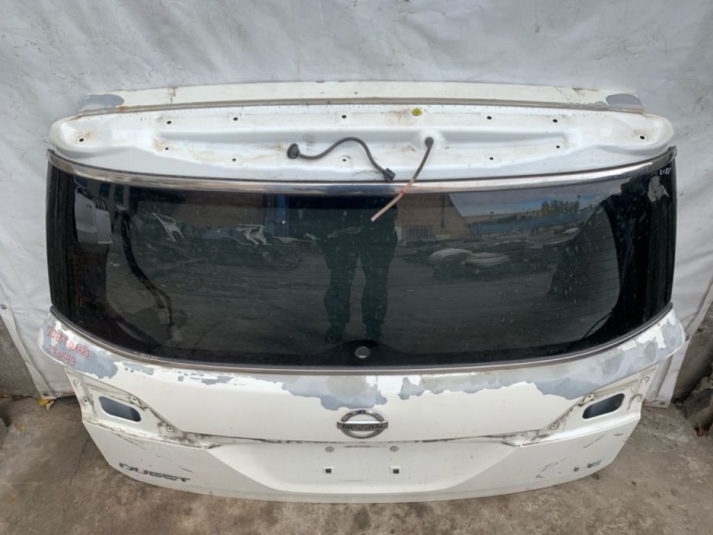 K010M-1JACB | Кришка багажника NISSAN QUEST S 11-17 - Фото 4
