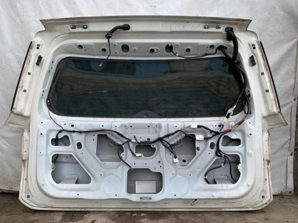 K010M-1JACB | Кришка багажника NISSAN QUEST S 11-17 - Фото 7