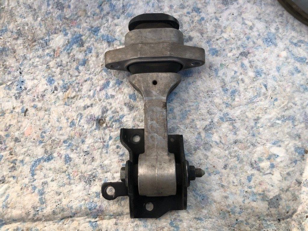 21950-3Y000 | Подушка двигателя нижняя передн. HYUNDAI ELANTRA MD 10-15 - Фото 2