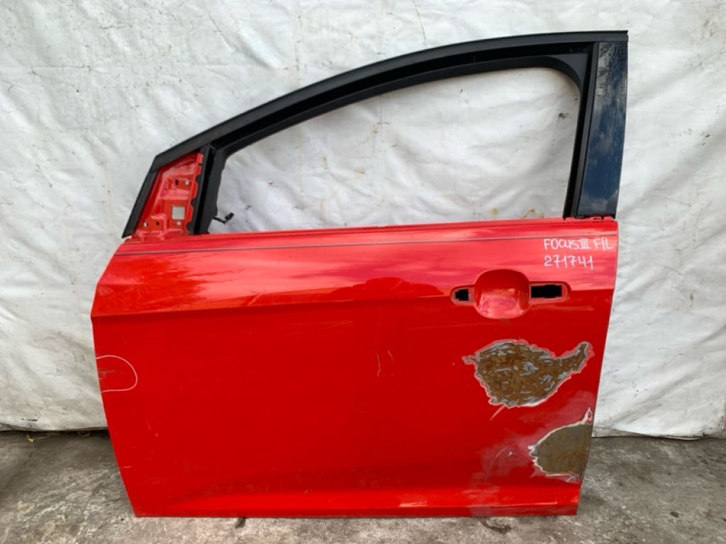 Двері передн. лів. FORD FOCUS 10-18