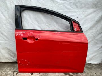 Дверь передн. прав. FORD FOCUS 10-18