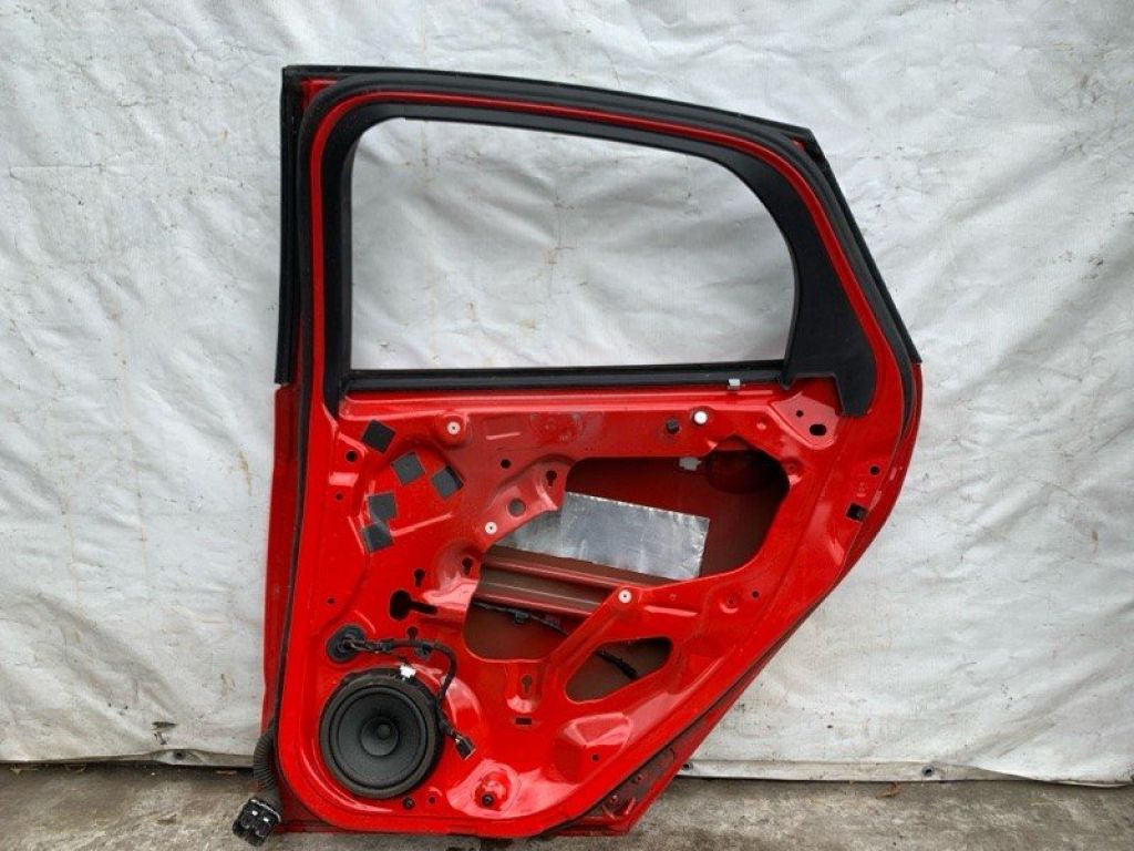 DM5Z-5824630-C | Двері задн. прав. FORD FOCUS 10-18 - Фото 7