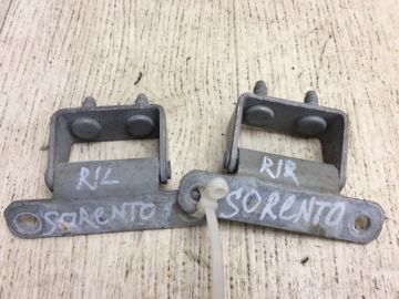 Петля кришки багажника KIA SORENTO XM 09-14