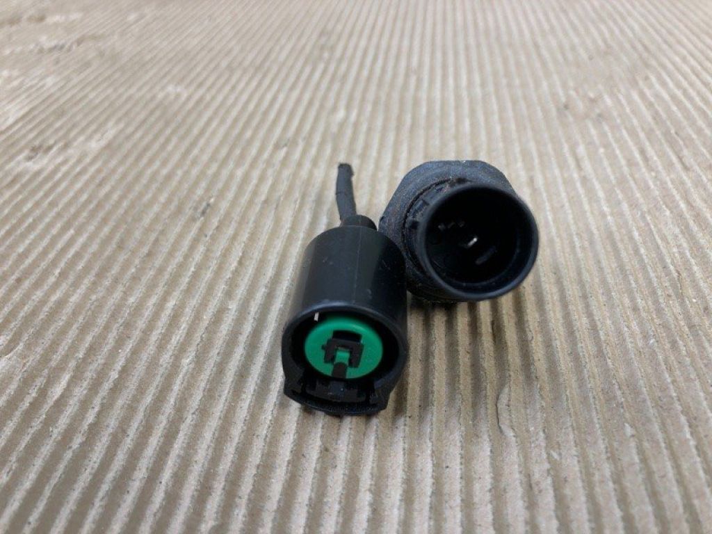 94750-37100 | Датчик тиску олії ДВЗ KIA SORENTO UM 14- - Фото 4