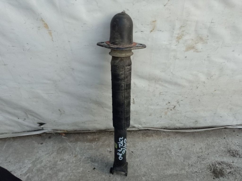 56210-EG00K | Амортизатор задн. INFINITI M35/M45 04-10