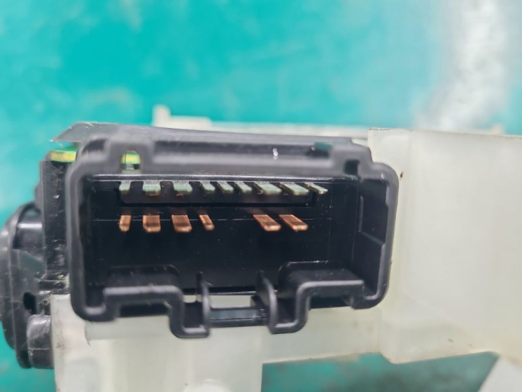 83114XA002 | Підрульовий перемикач прав. SUBARU TRIBECA B10 07-13 - Фото 4