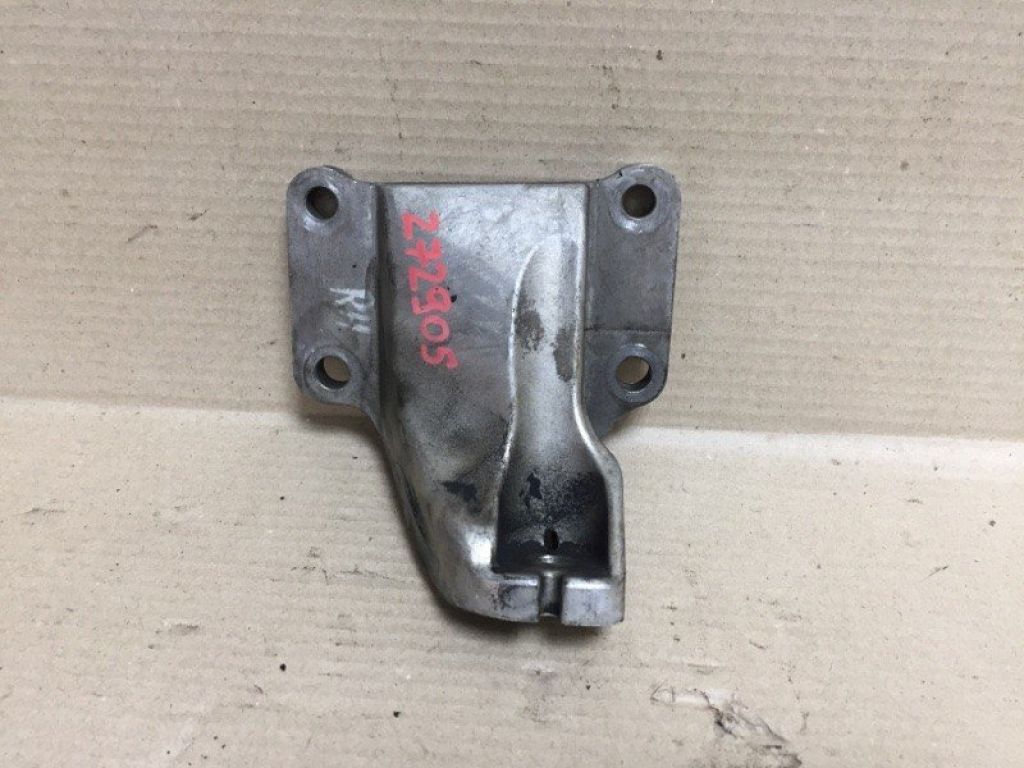 11232-AF400 | Кронштейн опоры двигателя прав. INFINITI FX S50 03-08