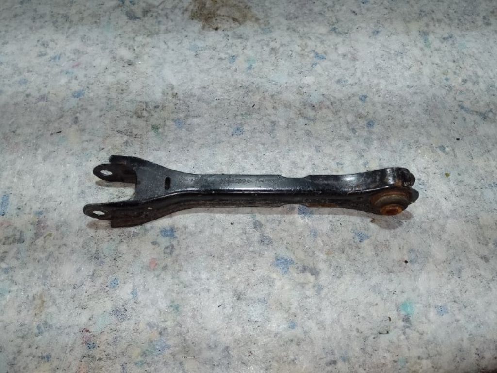 23105024 | Важіль задньої підвіски поперечний CADILLAC ATS 12-19