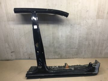 Стойка кузова средняя прав. LEXUS GX470 02-09